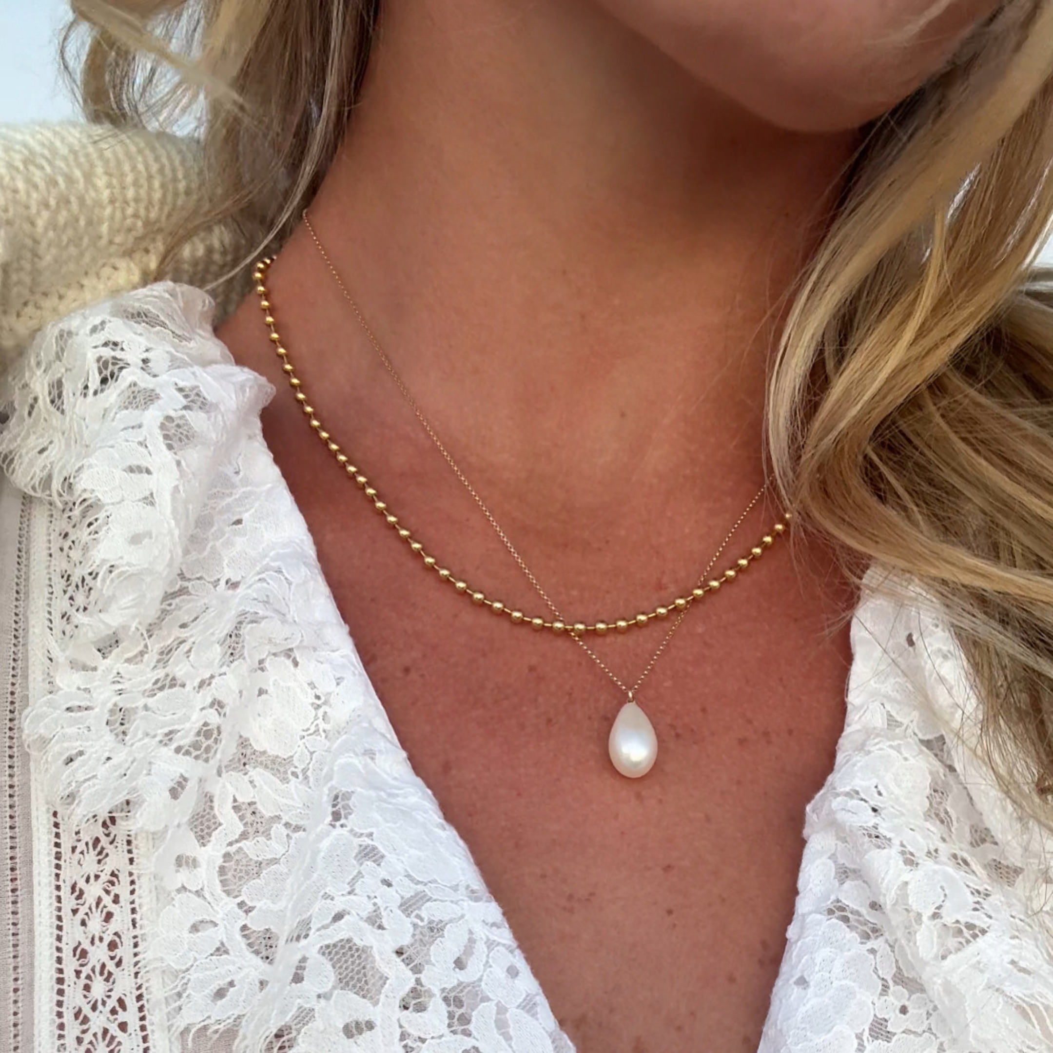 Kelly White Pearl Dainty Necklace