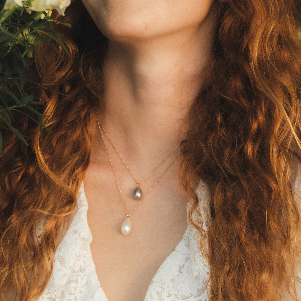 Kelly White Pearl Dainty Necklace