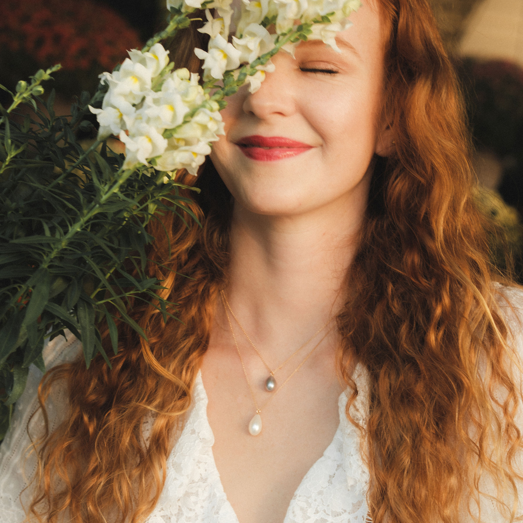 Kelly White Pearl Dainty Necklace