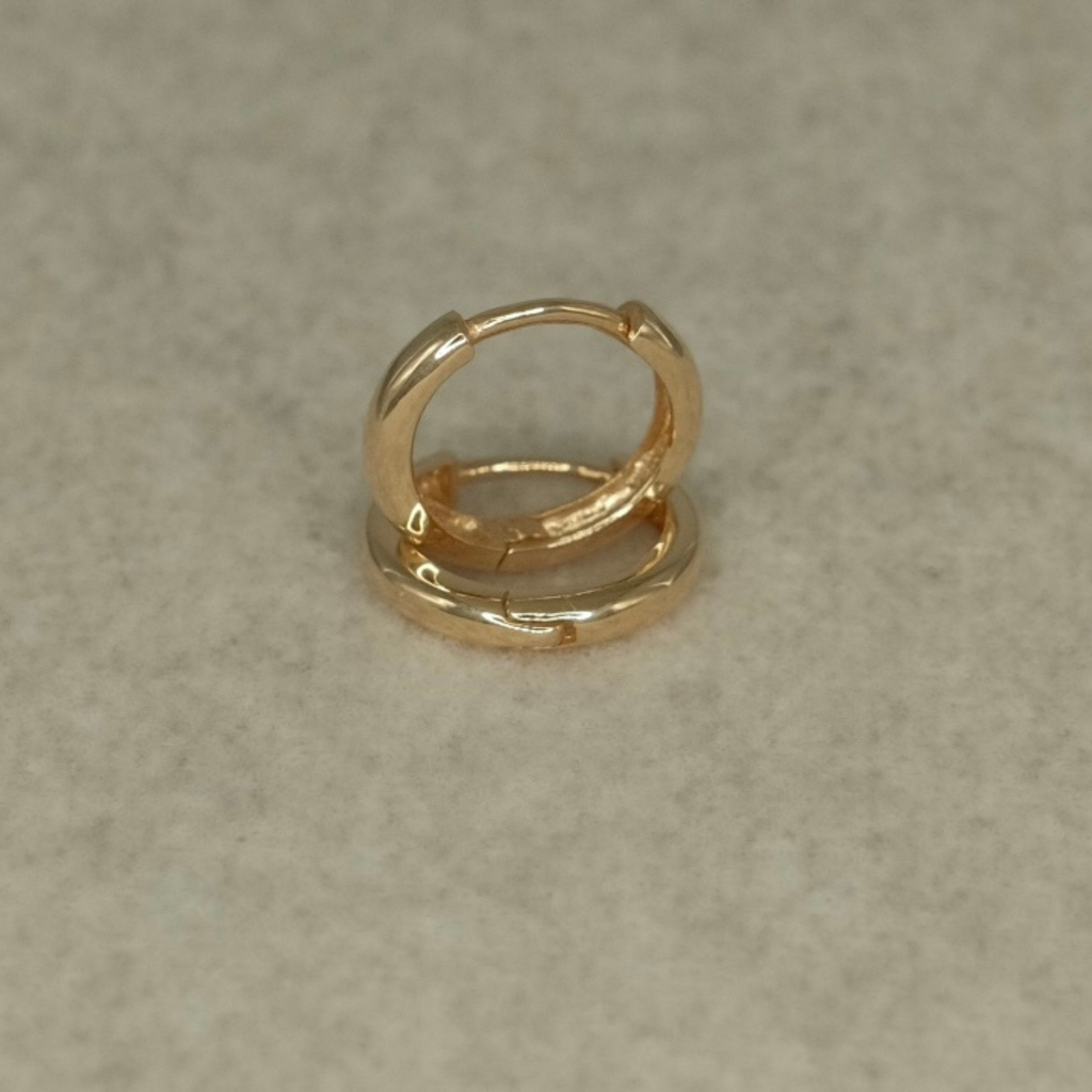 Classic Gold Hoops